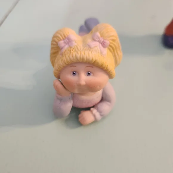 Lot of 3 1984 Cabbage Patch Doll Figurines - Picture 3 of 11